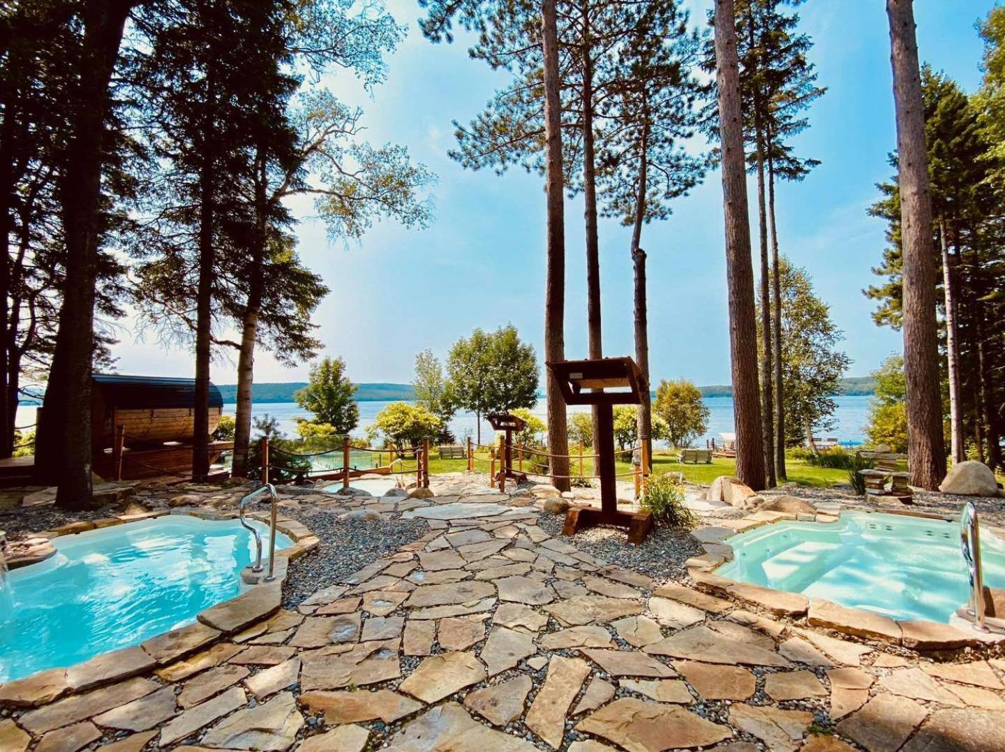 Estello Suites & Spa Lac-Megantic ภายนอก รูปภาพ