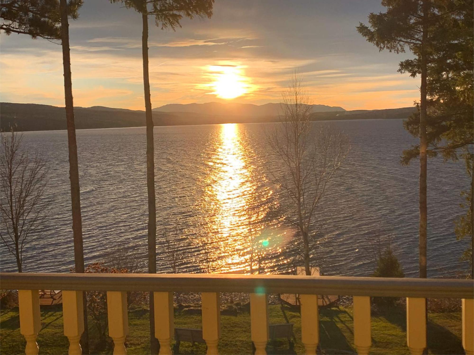 Estello Suites & Spa Lac-Megantic ห้อง รูปภาพ